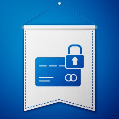 Mavi arka planda kilit simgesi olan mavi kredi kartı. Kilitli banka kartı. Güvenlik, güvenlik, koruma. Güvenli ödeme kavramı. Beyaz flama şablonu. Vektör.