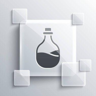 Gri arka planda izole edilmiş gri şarap ikonu şişesi. Kare cam paneller. Vektör.