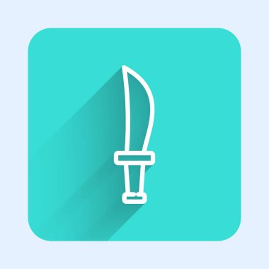 Beyaz çizgili Korsan kılıç ikonu uzun gölgeli izole edilmiş. Kılıç işareti. Yeşil kare düğmesi. Vektör.