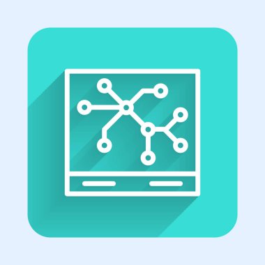 Beyaz çizgi demiryolu haritası simgesi uzun gölgeli izole edildi. Yeşil kare düğmesi. Vektör.