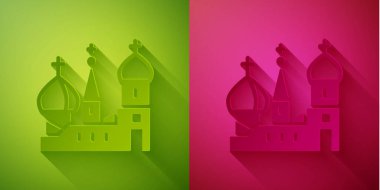 Kağıt Moskova sembolü - Aziz Basil Katedrali, Rusya 'nın yeşil ve pembe arka planda izole edilmiş simgesi. Kağıt sanatı tarzı. Vektör.