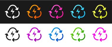 Bataryayı geri dönüşüm sembolü simgesi simgesiyle siyah ve beyaz arkaplanda izole et. Geri dönüşüm sembollü pil - yenilenebilir enerji konsepti. Vektör.