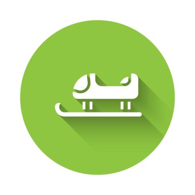 Beyaz Kızak ikonu uzun gölgeli izole edilmiş. Kış ulaşım aracı. Yeşil daire düğmesi. Vektör.