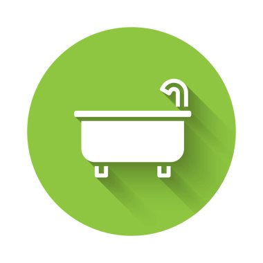 Beyaz Küvet ikonu uzun gölgeli. Yeşil daire düğmesi. Vektör.