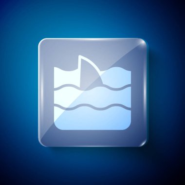 Okyanus dalgası ikonunda beyaz köpekbalığı yüzgeci mavi arkaplanda izole edilmiş. Kare cam paneller. Vektör.