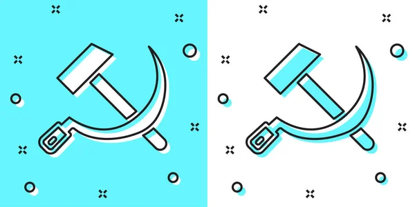 Black Line Hammer Sickle Ussr Icon Isolated Green White Background — Stock Vector