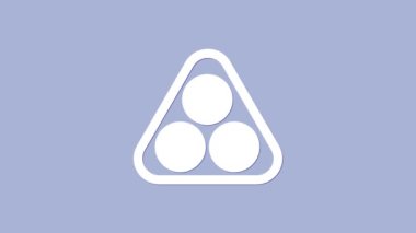 Beyaz bilardo topları mor arka planda izole edilmiş bir üçgen ikonunda. 4K Video hareketli grafik canlandırması