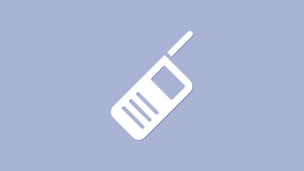 Weißes Walkie-Talkie-Symbol isoliert auf lila Hintergrund. Tragbares Funksender-Symbol. Funksignale. 4K Video Motion Grafik Animation — Stockvideo