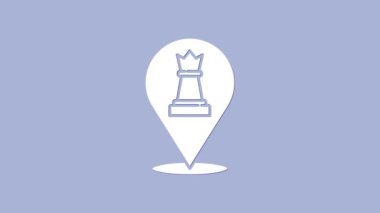 Beyaz Satranç simgesi mor arkaplanda izole edilmiş. İş stratejisi. Oyun, yönetim, finans. 4K Video hareketli grafik canlandırması