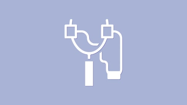 Белый Slingshot иконка выделена на фиолетовом фоне. Видеографическая анимация 4K — стоковое видео