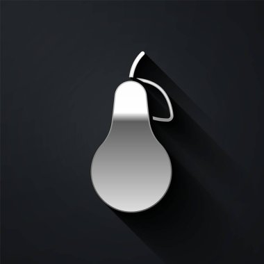Gümüş Armut simgesi siyah arkaplanda izole edildi. Yaprak sembollü meyve. Uzun gölge tarzı. Vektör.
