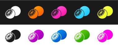 Turuncu meyve simgesini siyah beyaz arkaplanda izole et. Vektör.