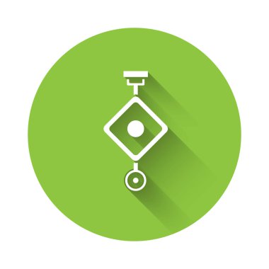 Uzun gölgeli beyaz Çin kağıt fener ikonu. Yeşil daire düğmesi. Vektör.