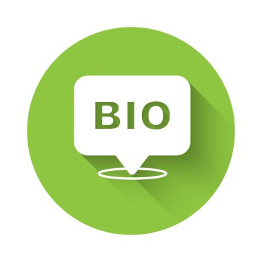 Beyaz Biyoloji yeşil sağlıklı yiyecek ikonu uzun gölgeli izole edilmiş. Organik ürün. Sağlıklı yemek etiketi. Yeşil daire düğmesi. Vektör.