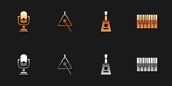 Set Micrófono, Triángulo, Balalaika y Grand piano icono. Vector — Vector de stock