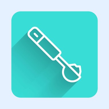 Uzun gölgeli beyaz çizgi ölçme kaşık simgesi. Yeşil kare düğmesi. Vektör.