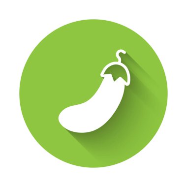 Beyaz patlıcan ikonu uzun gölgeli izole edilmiş. Yeşil daire düğmesi. Vektör.