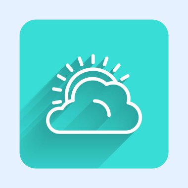 Beyaz çizgi Güneş ve bulut hava ikonu uzun gölgeli izole edilmiş. Yeşil kare düğmesi. Vektör.
