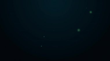 Parlayan neon hattı çevrimiçi poker masası simgesi siyah arkaplanda izole edildi. İnternetteki kumarhane. 4K Video hareketli grafik canlandırması