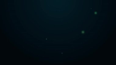 Parlayan neon çizgi oyun zar simgesi siyah arkaplanda izole edildi. Kumarhane kumarı. 4K Video hareketli grafik canlandırması