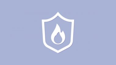 Beyaz Ateş koruma kalkanı simgesi mor arkaplanda izole edildi. Sigorta konsepti. Güvenlik, güvenlik, koruma, konsept koruma. 4K Video hareketli grafik canlandırması