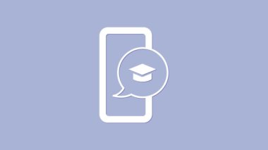 Beyaz mezuniyet şapkası, ekrandaki akıllı telefon simgesi, mor arka planda izole edilmiş. Çevrimiçi öğrenme ya da e-öğrenme kavramı. 4K Video hareketli grafik canlandırması