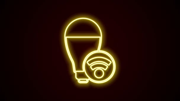 Glowing neon line Smart light bulb system icon isolated on black background. Energy and idea symbol. Internet of things concept with wireless connection. 4K Video motion graphic animation — Stock Video