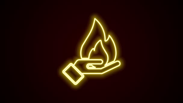 Ragyogó neon vonal Kézfogás egy tűz ikon elszigetelt fekete háttérrel. Biztosítási koncepció. Biztonság, biztonság, védelem, védelem. 4K Videó mozgás grafikus animáció — Stock videók