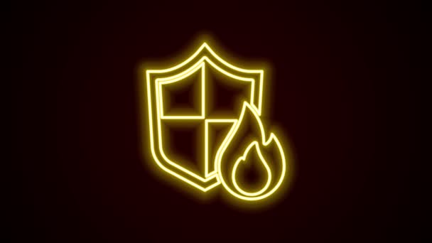 Línea de neón brillante Icono de escudo de protección contra incendios aislado sobre fondo negro. Concepto de seguro. Seguridad, seguridad, protección, concepto de protección. Animación gráfica de vídeo 4K — Vídeo de stock