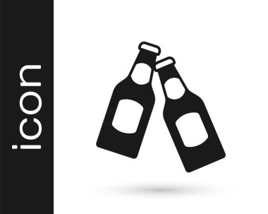 Siyah bira şişesi simgesi beyaz arkaplanda izole edilmiş. Vektör