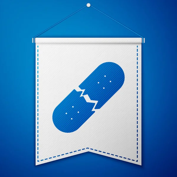 Blue Broken skateboard deck icon isolated on blue background. Extreme sport. Sport equipment. White pennant template. Vector — Stock vektor