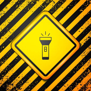 Sarı arkaplanda siyah el feneri simgesi izole edildi. Uyarı işareti. Vektör