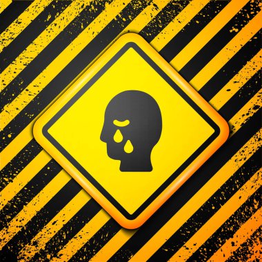 Siyah Adam, sarı arka planda izole edilmiş cenaze kederi simgesini mezarına gömdü. Üzüntü, üzüntü, keder, ölüm duygusu. Uyarı işareti. Vektör