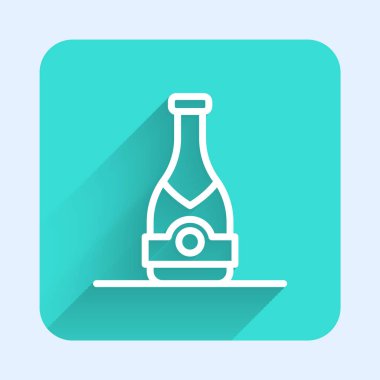 Beyaz çizgi şampanya şişesi ikonu uzun gölge arkaplan izole. Yeşil kare düğmesi. Vektör