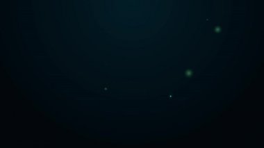 Siyah arkaplanda izole edilmiş taşıyıcı bagaj ikonundaki parlak neon hattı sıvıları. Havaalanı kuralları. 4K Video hareketli grafik canlandırması