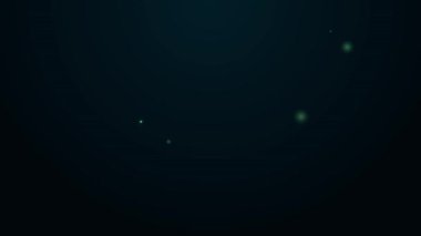 Siyah zemin üzerinde izole edilmiş bira imalathanesi ikonunda parlayan neon hattı geleneksel demleme gemileri. Bira demleme işlemi. Damıtma tesisi, bira fabrikası. 4K Video hareketli grafik canlandırması