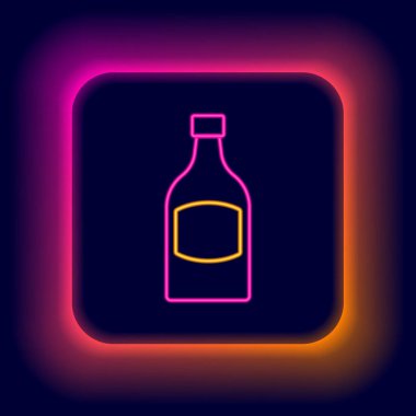 Parlayan neon hattı bira şişesi simgesi siyah arka planda izole edildi. Renkli taslak konsepti. Vektör