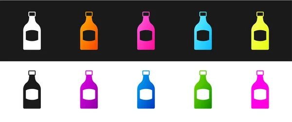 Set Icono de botella de cerveza aislado sobre fondo blanco y negro. Vector — Vector de stock