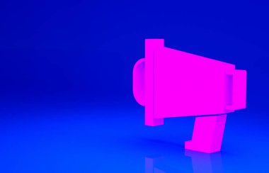 Mavi arkaplanda izole edilmiş pembe megafon simgesi. Sözcü işareti. Minimalizm kavramı. 3d illüstrasyon 3B canlandırma