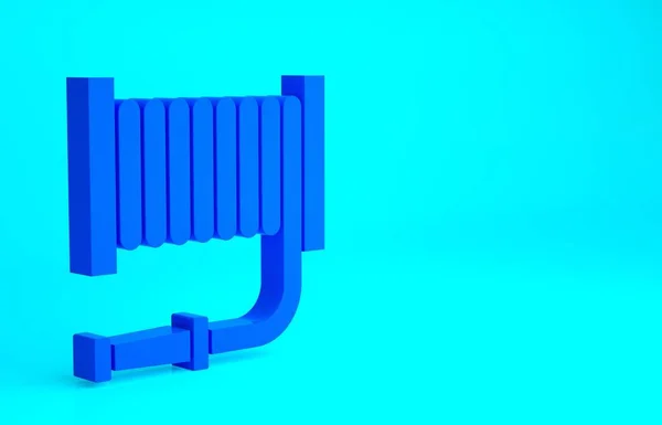 Ícone de carretel de mangueira Blue Fire isolado no fundo azul. Conceito de minimalismo. 3D ilustração 3D render — Fotografia de Stock