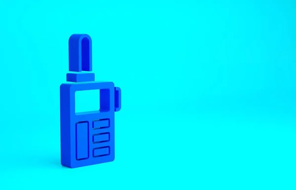 블루 워키토키 아이콘은 파란 배경에서 분리되었습니다. 휴대 가능 한 무선 송신기 아이콘. 무선 수신기 신호. 미니멀리즘의 개념입니다. 3d 삽화 3D 렌더링 — 스톡 사진