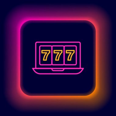 Parlayan neon hattı çevrimiçi kumar makinesi ve siyah arka planda izole edilmiş şanslı yedili ikramiye ikonu. İnternetteki kumarhane. Renkli taslak konsepti. Vektör