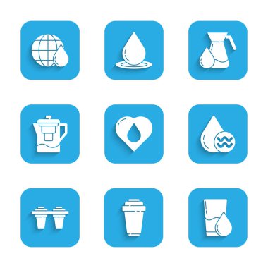 Su damlası, su filtresi, cam, geri dönüşüm temiz su, sürahi, sürahi, sürahi ve Dünya gezegenini ikon olarak ayarla. Vektör