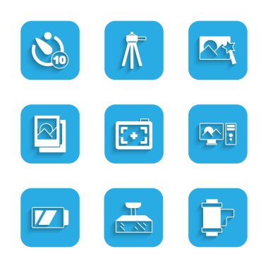 Fotoğraf makinesini, Softbox ışığını, kamera rulo kartuşunu, rötuşlamayı, pili, çerçeve ve zamanlayıcı simgesini ayarla. Vektör