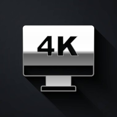Siyah arkaplanda 4k Ultra HD video teknolojisi ikonu olan Gümüş Ekran TV. Uzun gölge tarzı. Vektör