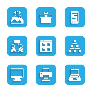 Tarayıcı dosyaları, yazıcı, dizüstü bilgisayar, hiyerarşi organogram şeması, bilgisayar monitörü, konuşan iki adam, sohbet telefonları ve bayrak simgesiyle dağları ayarla. Vektör