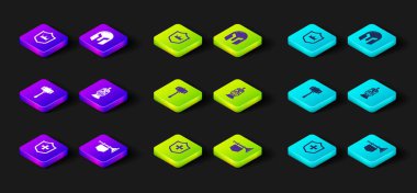 Kalkan, Trompet, Çekiç, Ortaçağ demir miğferi ve taç ikonu. Vektör