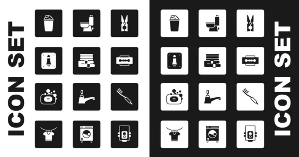 Set Kleding pin, Handdoek stack, Vrouwelijk toilet, Emmer met zeep suds, Mes scheermes, Toilet kom, Tandenborstel en Bar of icon. Vector — Stockvector