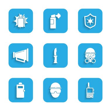 Askeri bıçak, Özel Kuvvetler askeri, telsiz, gaz maskesi, polis saldırı kalkanı, megafon, rozet ve el bombası ikonu. Vektör