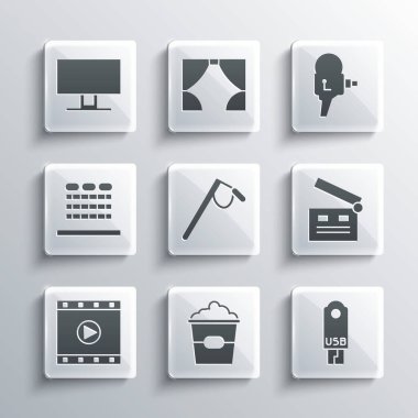 Kutuda patlamış mısır, USB flash disk, Movie clapper, Microphone, Play Video, koltuklu sinema salonu, Smart Tv ve Retro sinema kamera ikonu. Vektör